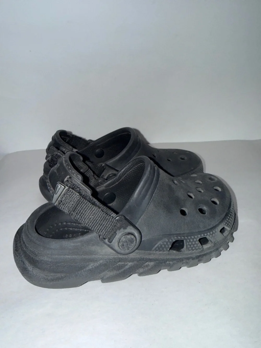 Crocs clogs duet max clogs child size 11